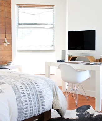 Featured image for “Brighten Your Day with this Light and Sunny Decor”